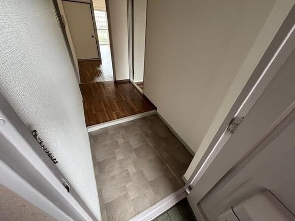 マンション紫明園の物件内観写真